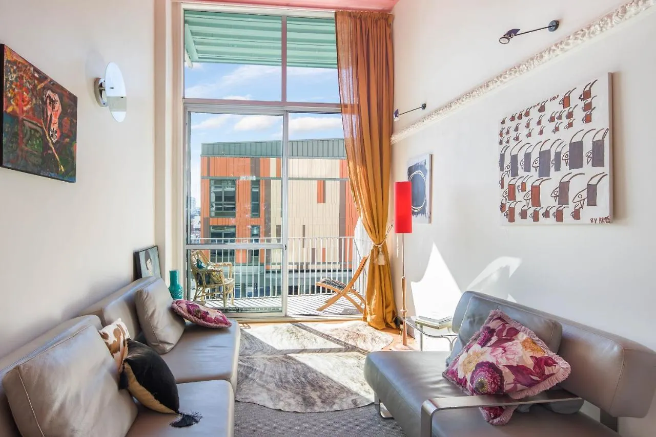 Seriously Cool City Pad! Wellington